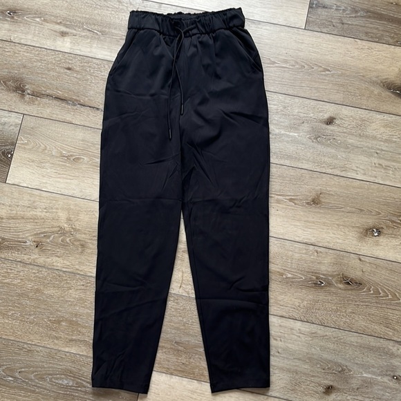 Lululemon Keep Moving Pant 7/8 High-Rise Black with Drawstring - Picture 3 of 13
